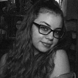 Meet your Posher, Tori